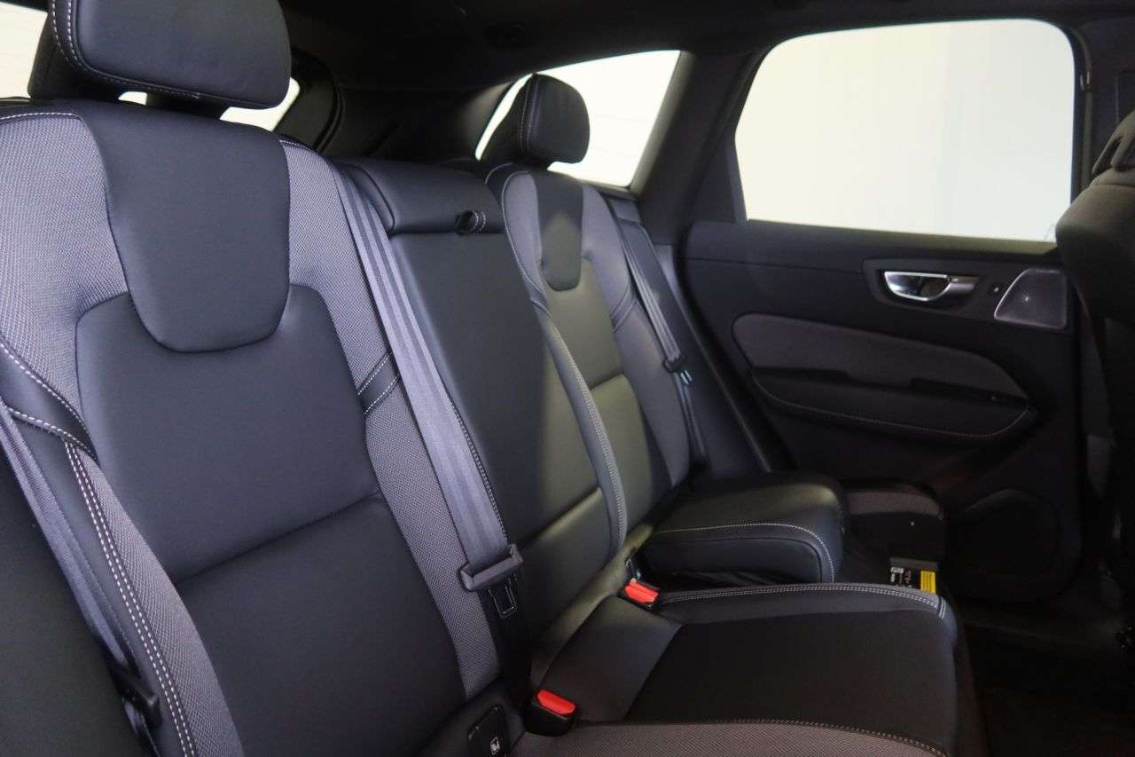 2022 VOLVO XC60 2022 VOLVO XC60