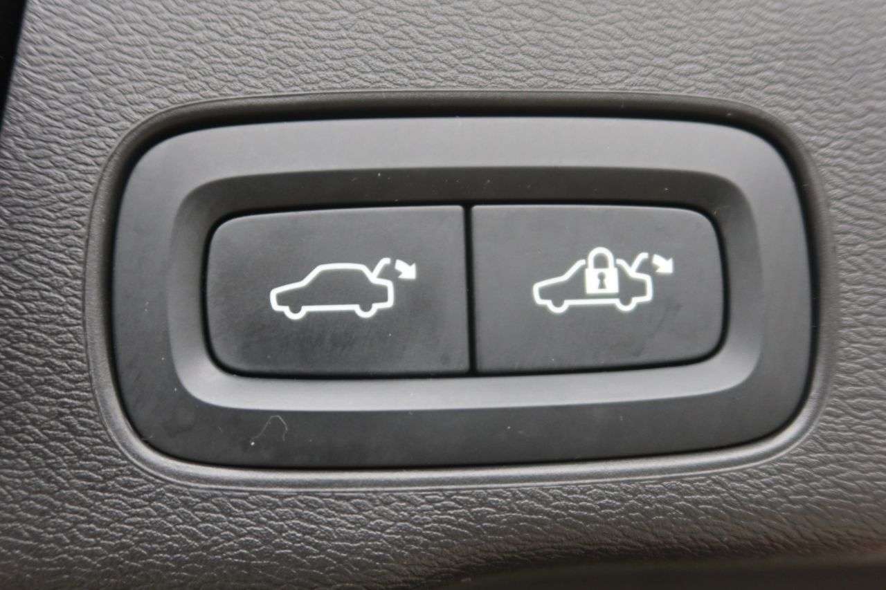 2022 VOLVO XC60 2022 VOLVO XC60