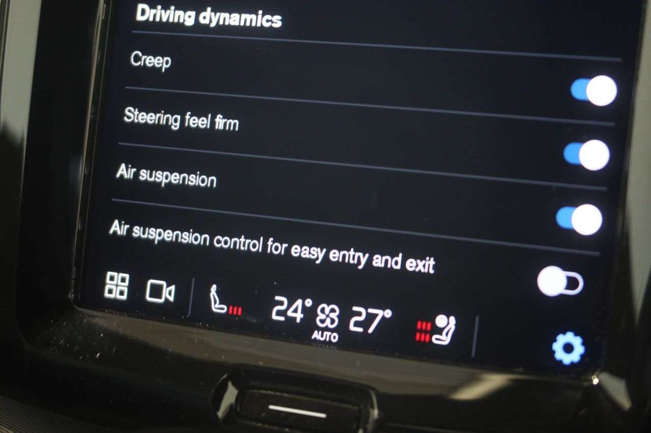 2022 VOLVO XC60 2022 VOLVO XC60