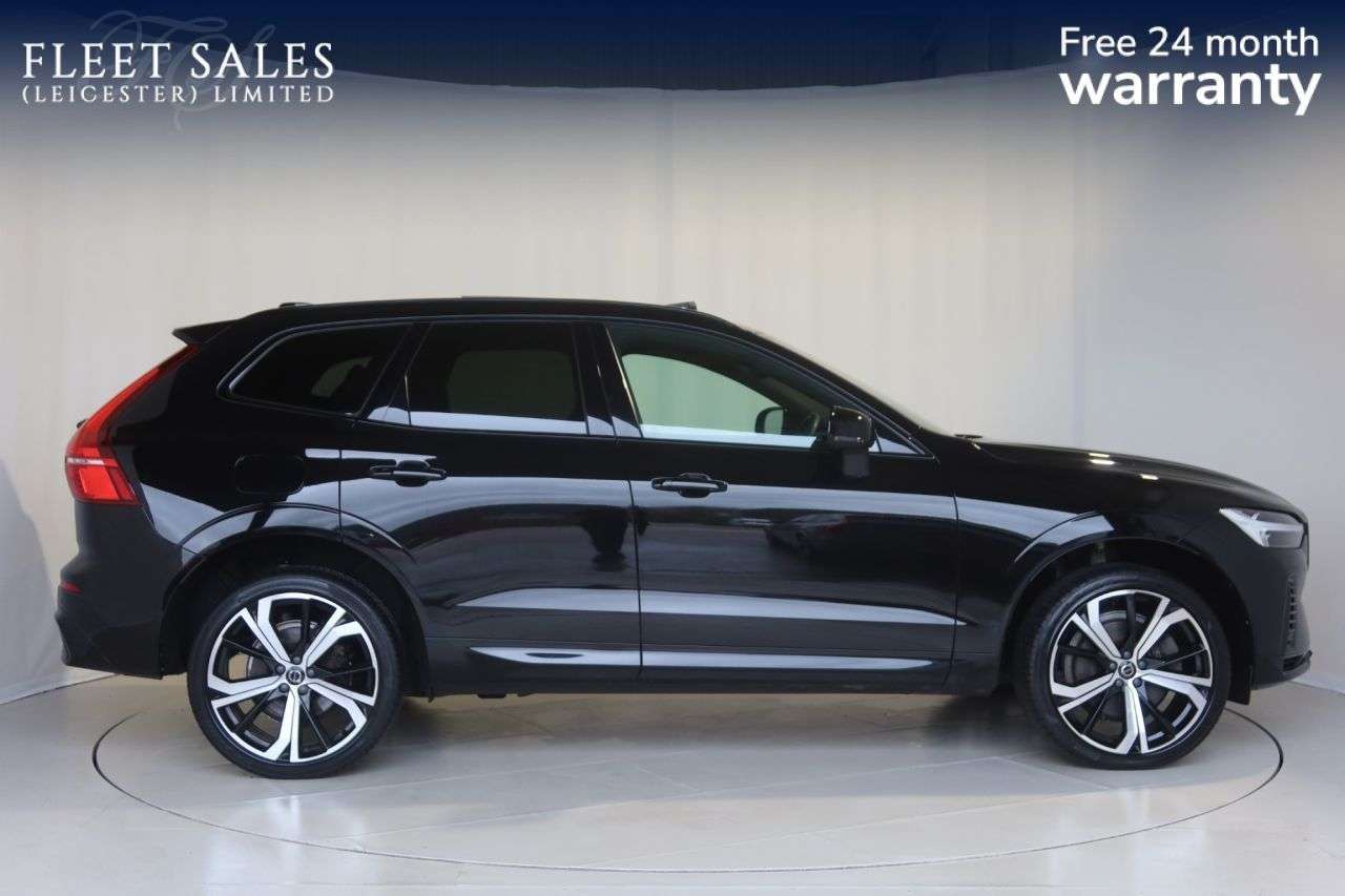 A 2022 VOLVO XC60 2.0h T8 Recharge 18.8kWh R-Design Pro SUV 5dr Petrol Plug-in Hybrid Auto AW A 2022 VOLVO XC60 2.0h T8 Recharge 18.8kWh R-Design Pro SUV 5dr Petrol Plug-in Hybrid Auto AW