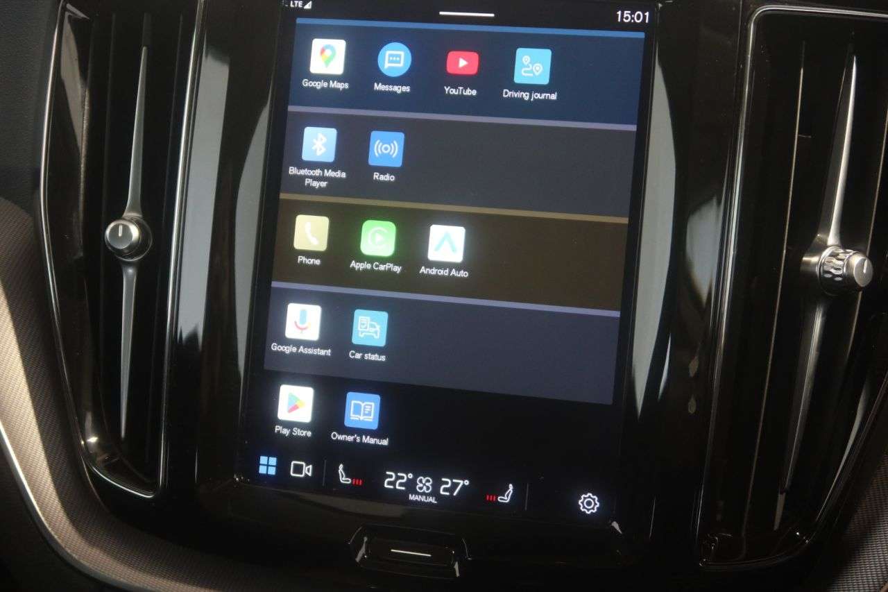 2022 VOLVO XC60 2022 VOLVO XC60