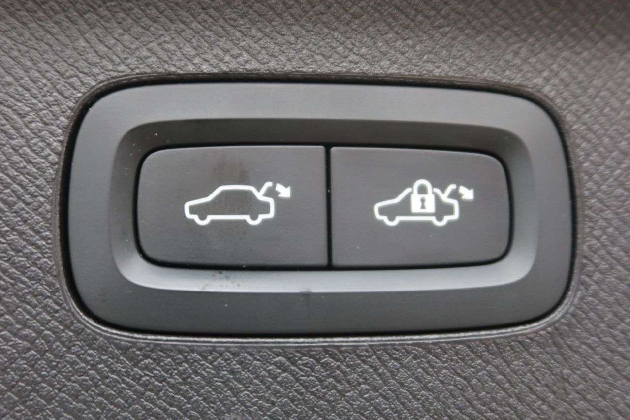 2021 VOLVO XC90 2021 VOLVO XC90