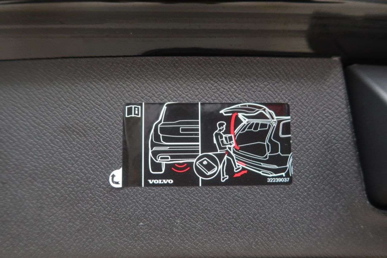 2021 VOLVO XC90 2021 VOLVO XC90