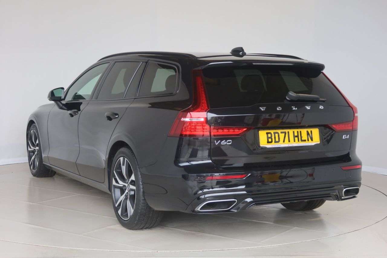 2021 VOLVO V60 2021 VOLVO V60