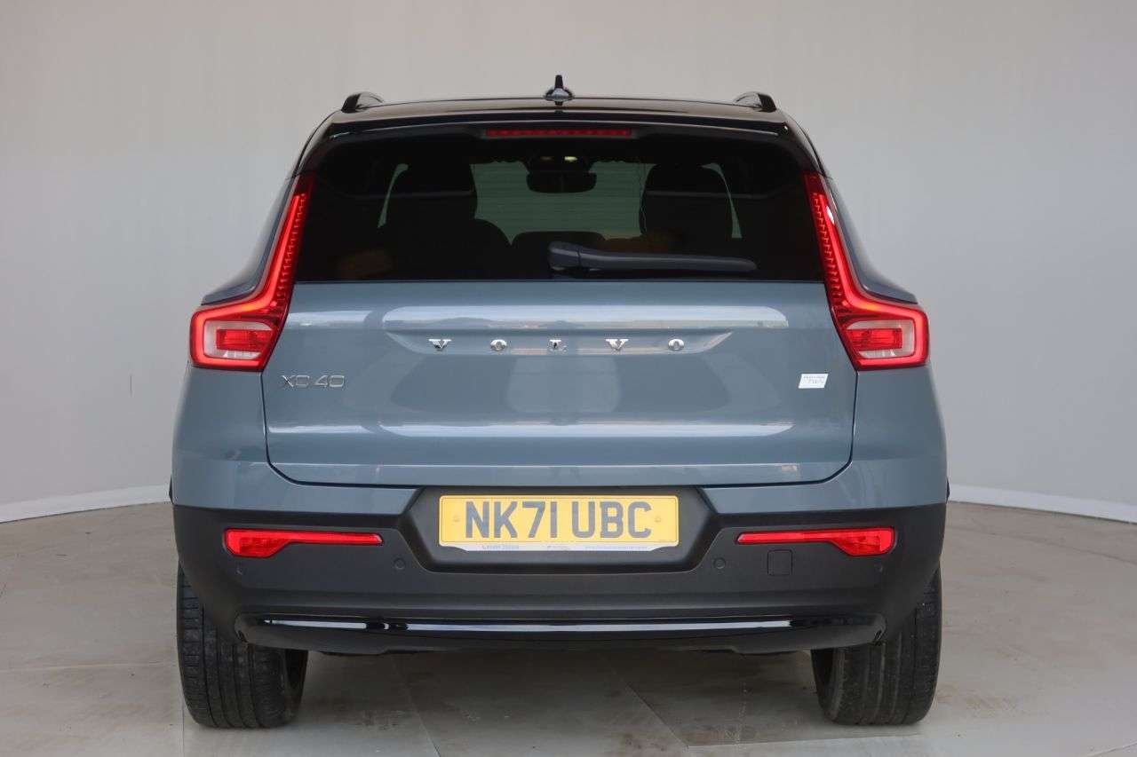 A 2021 VOLVO XC40 Recharge Twin 78kWh Plus SUV 5dr Electric Auto AWD (408 ps) HEATED STEERING A 2021 VOLVO XC40 Recharge Twin 78kWh Plus SUV 5dr Electric Auto AWD (408 ps) HEATED STEERING