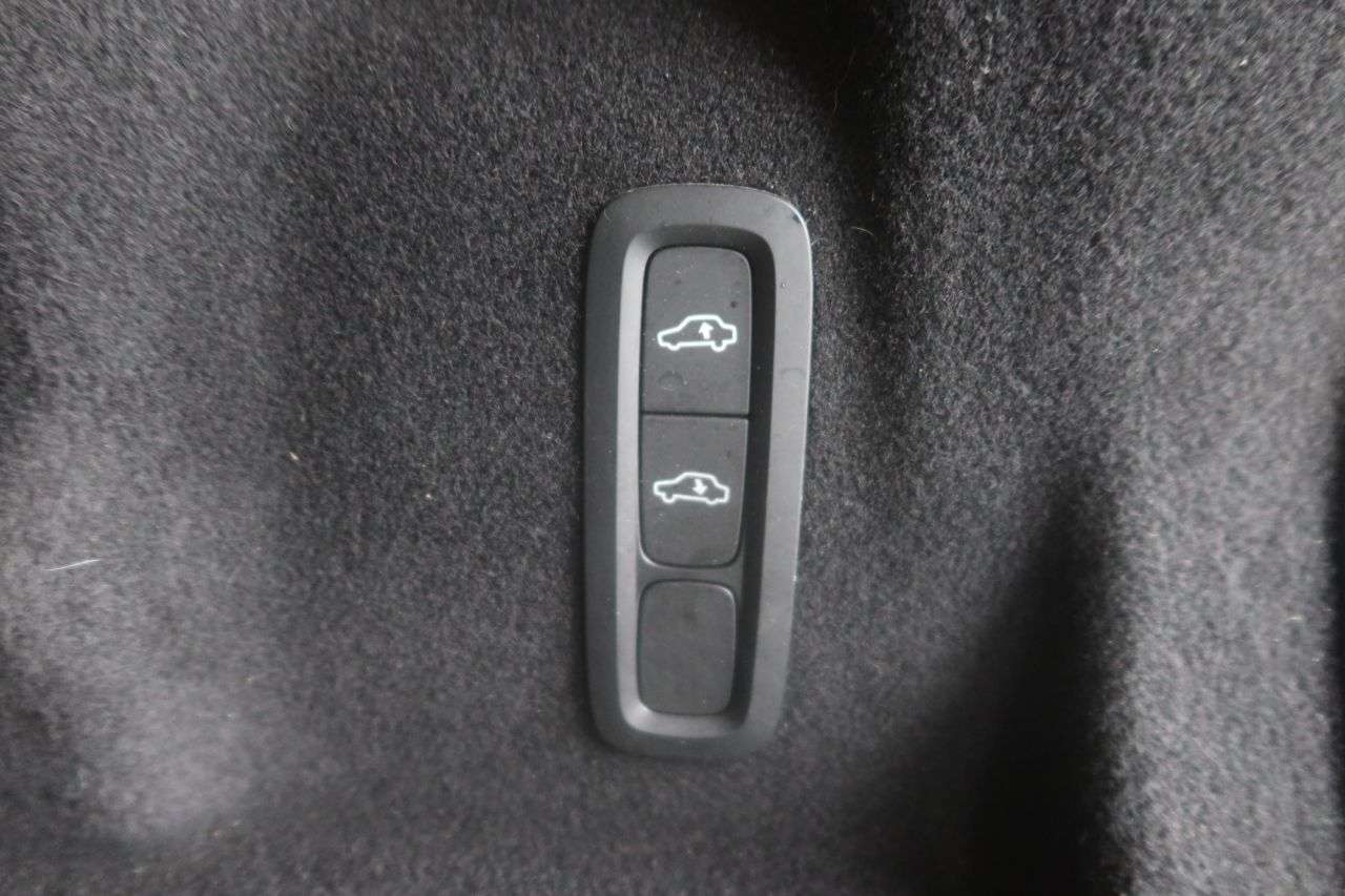 2018 VOLVO XC60 2018 VOLVO XC60