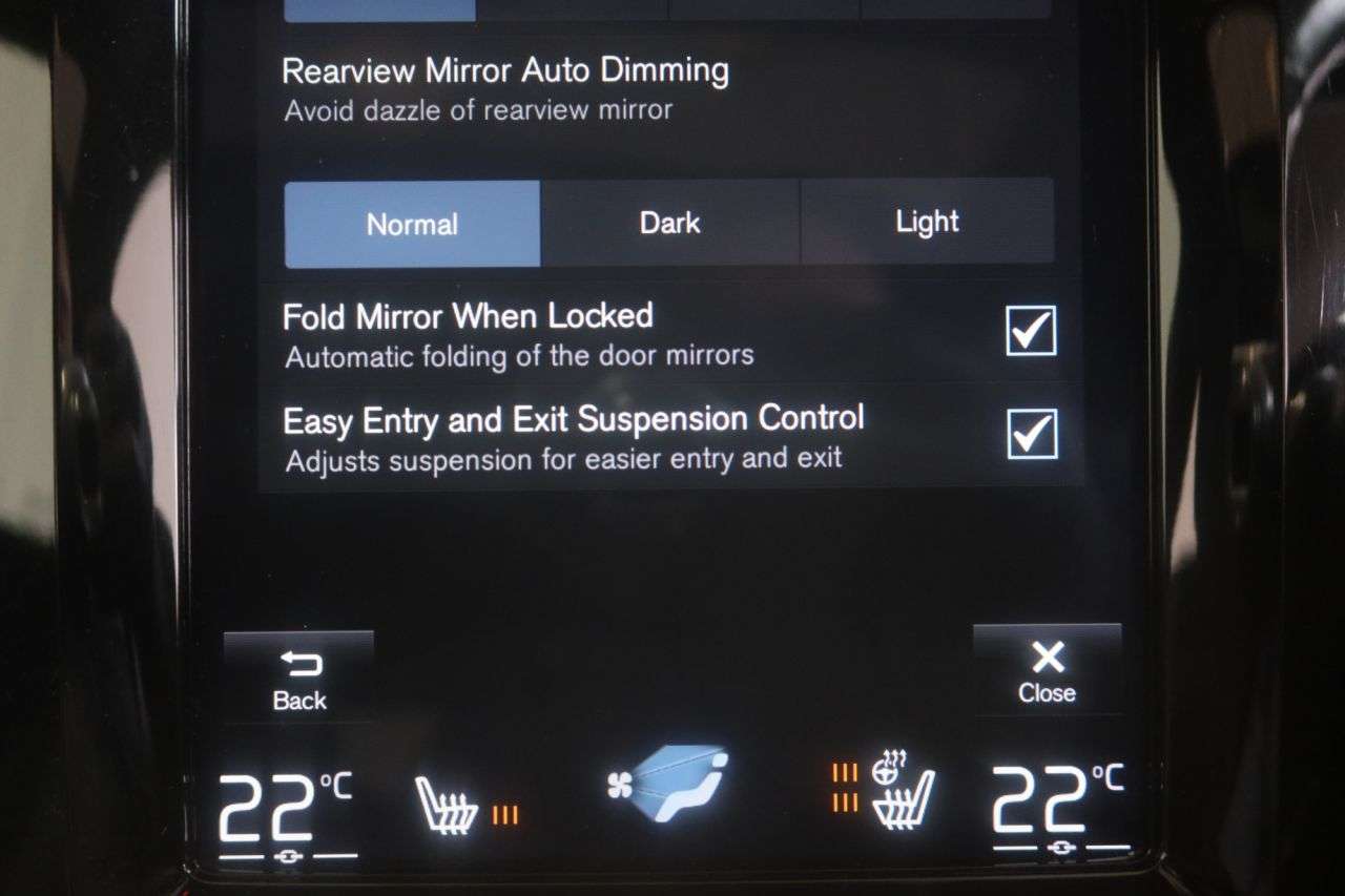 2018 VOLVO XC60 2018 VOLVO XC60