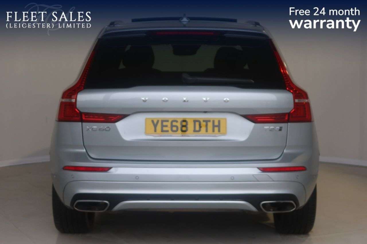 A 2018 VOLVO XC60 2.0h T8 Twin Engine 10.4kWh R-Design Pro SUV 5dr Petrol Plug-in Hybrid Auto A 2018 VOLVO XC60 2.0h T8 Twin Engine 10.4kWh R-Design Pro SUV 5dr Petrol Plug-in Hybrid Auto
