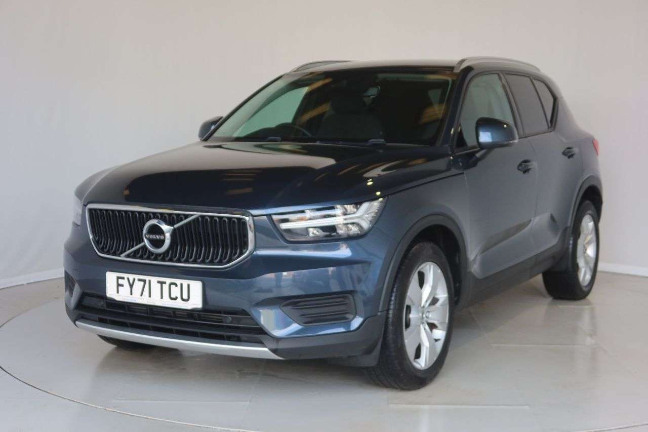 A 2021 VOLVO XC40 1.5 T3 Momentum SUV 5dr Petrol Manual Euro 6 (s/s) (163 ps) FREE 24 MONTH W A 2021 VOLVO XC40 1.5 T3 Momentum SUV 5dr Petrol Manual Euro 6 (s/s) (163 ps) FREE 24 MONTH W