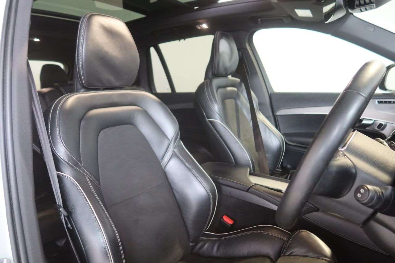 2022 VOLVO XC90 2022 VOLVO XC90