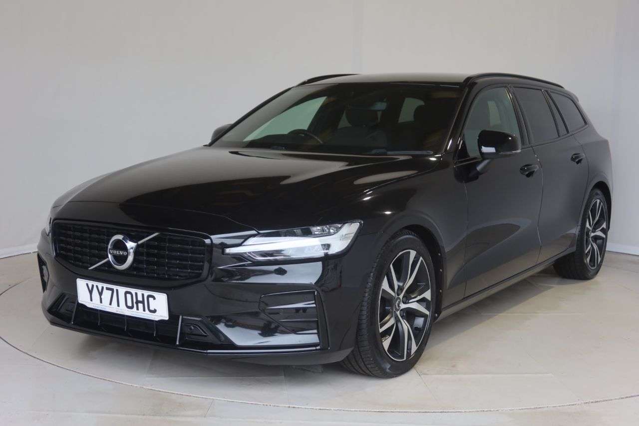 A 2021 VOLVO V60 2.0 B3 MHEV R-Design Estate 5dr Petrol Hybrid DCT Auto Euro 6 (s/s) (163 ps A 2021 VOLVO V60 2.0 B3 MHEV R-Design Estate 5dr Petrol Hybrid DCT Auto Euro 6 (s/s) (163 ps