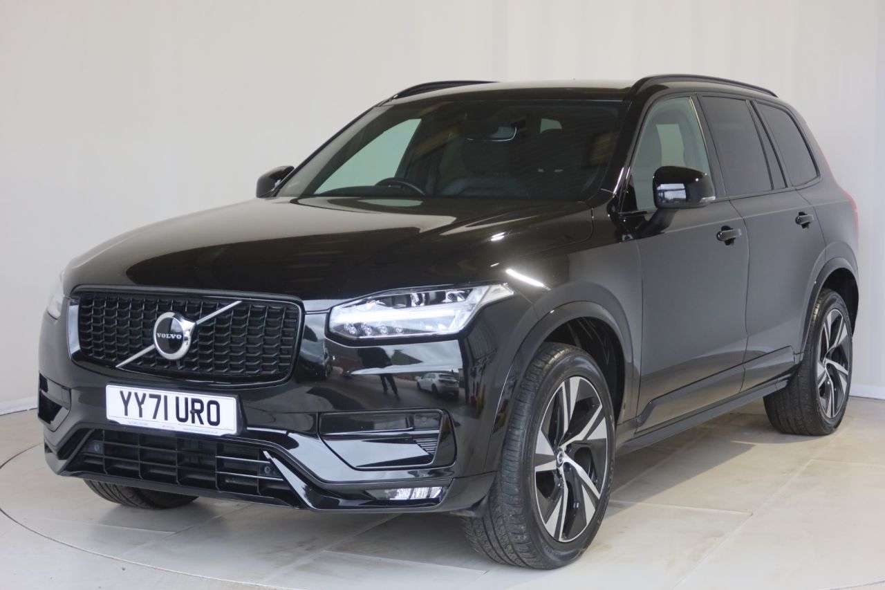 A 2021 VOLVO XC90 2.0 B5 MHEV R-Design SUV 5dr Diesel Hybrid Auto 4WD Euro 6 (s/s) (235 ps) F A 2021 VOLVO XC90 2.0 B5 MHEV R-Design SUV 5dr Diesel Hybrid Auto 4WD Euro 6 (s/s) (235 ps) F