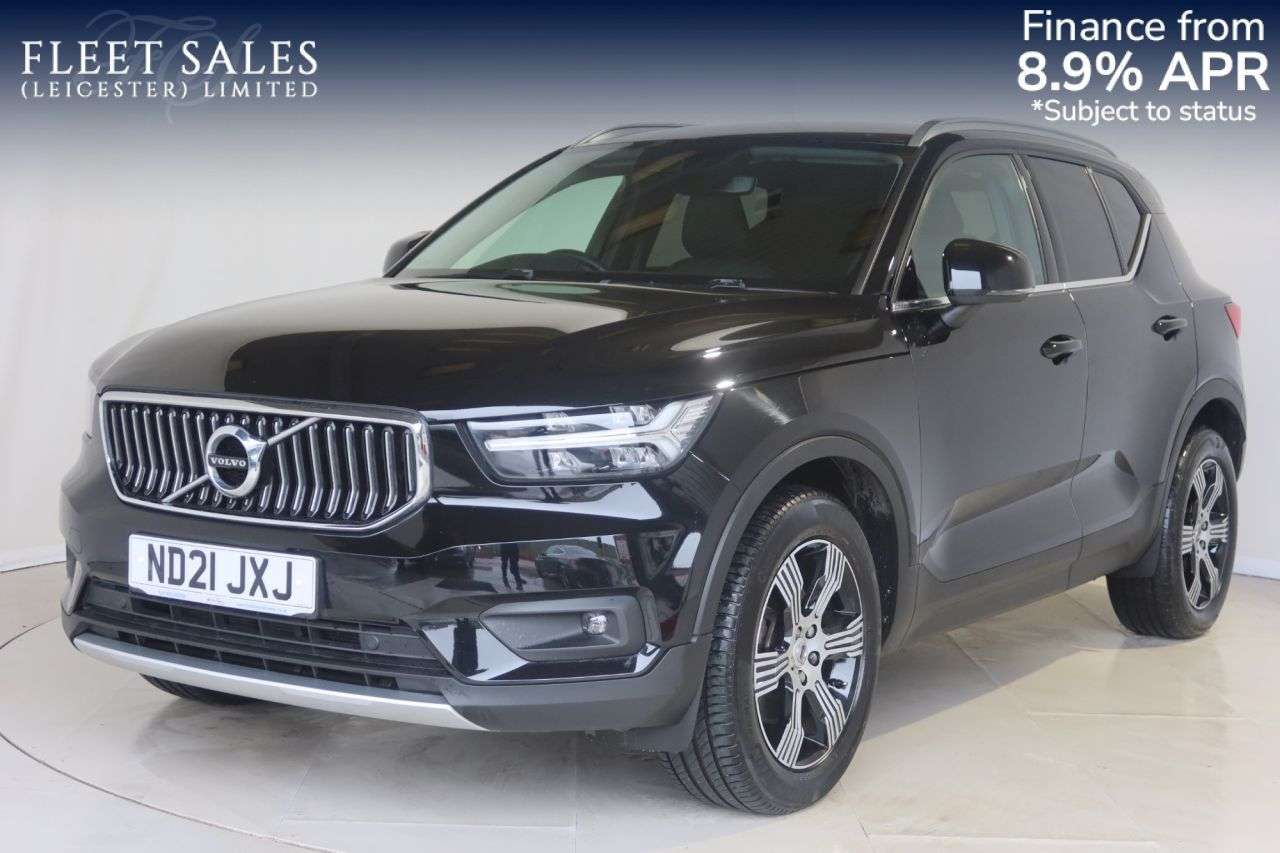 A 2021 VOLVO XC40 2.0 B4 MHEV Inscription SUV 5dr Petrol Hybrid Auto AWD Euro 6 (s/s) (197 ps A 2021 VOLVO XC40 2.0 B4 MHEV Inscription SUV 5dr Petrol Hybrid Auto AWD Euro 6 (s/s) (197 ps