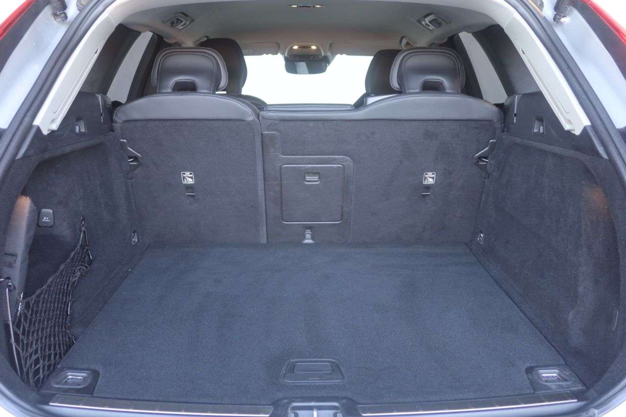 2020 VOLVO XC60 2020 VOLVO XC60