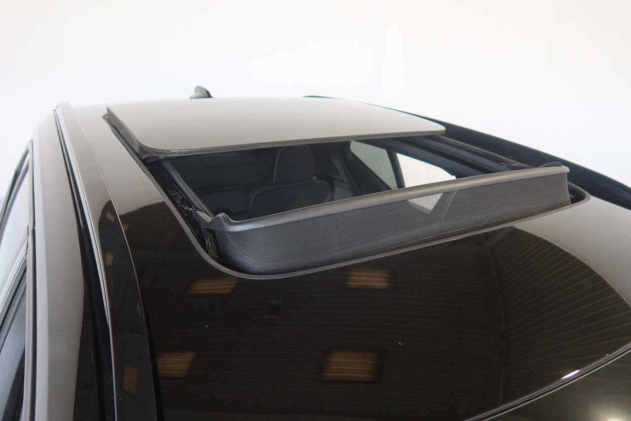 2022 VOLVO XC40 2022 VOLVO XC40