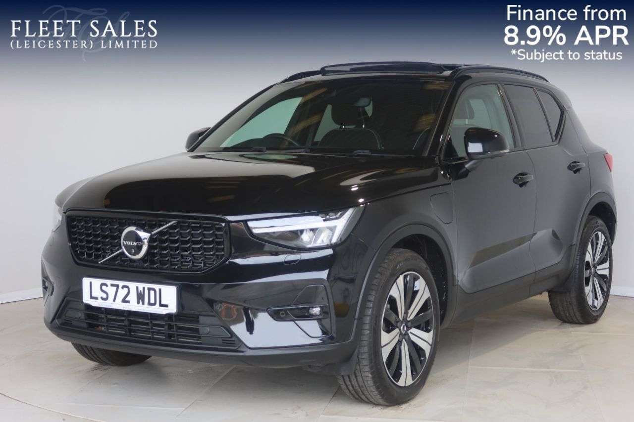 A 2022 VOLVO XC40 1.5h T5 Recharge 10.7kWh Ultimate Dark SUV 5dr Petrol Plug-in Hybrid Auto E A 2022 VOLVO XC40 1.5h T5 Recharge 10.7kWh Ultimate Dark SUV 5dr Petrol Plug-in Hybrid Auto E