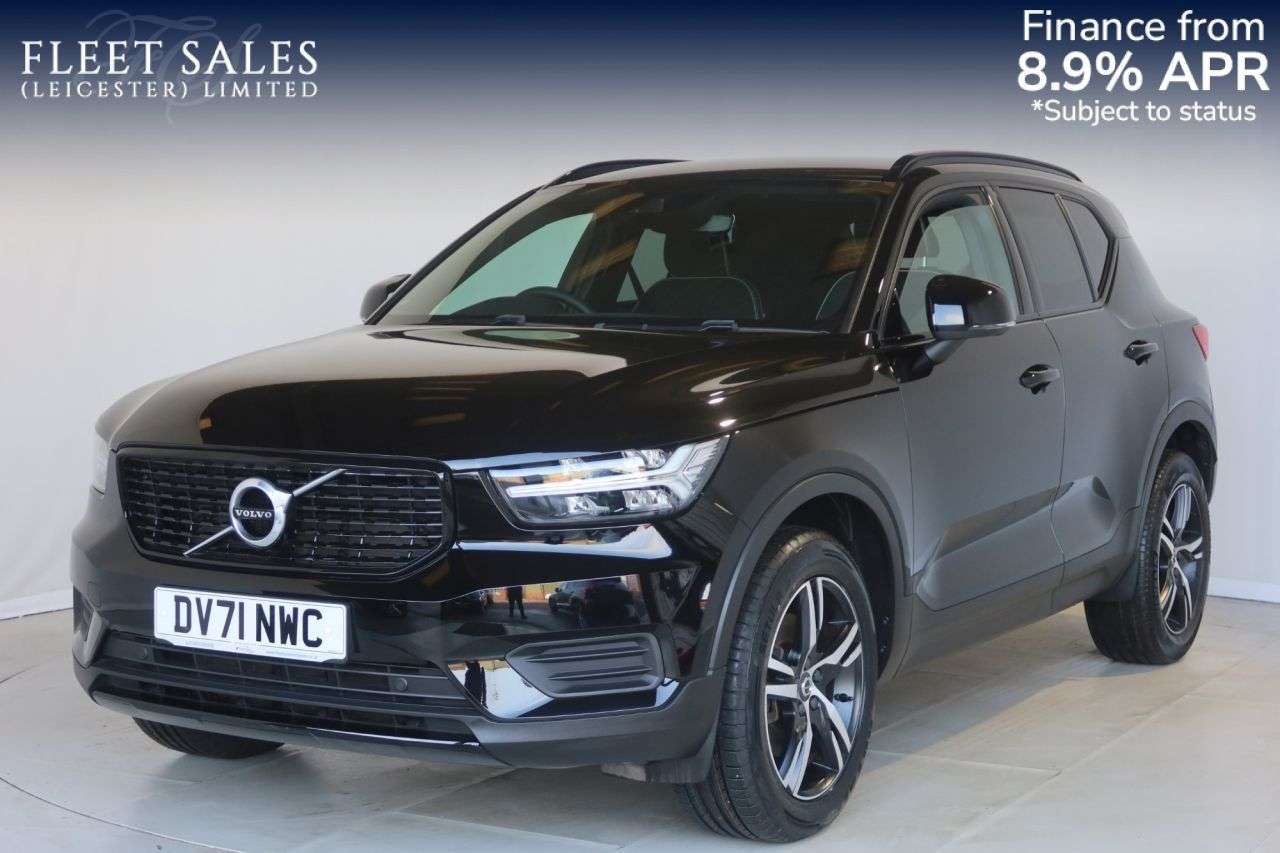 A 2021 VOLVO XC40 2.0 B4 MHEV R-Design SUV 5dr Petrol Hybrid Auto Euro 6 (s/s) (197 ps) FREE A 2021 VOLVO XC40 2.0 B4 MHEV R-Design SUV 5dr Petrol Hybrid Auto Euro 6 (s/s) (197 ps) FREE