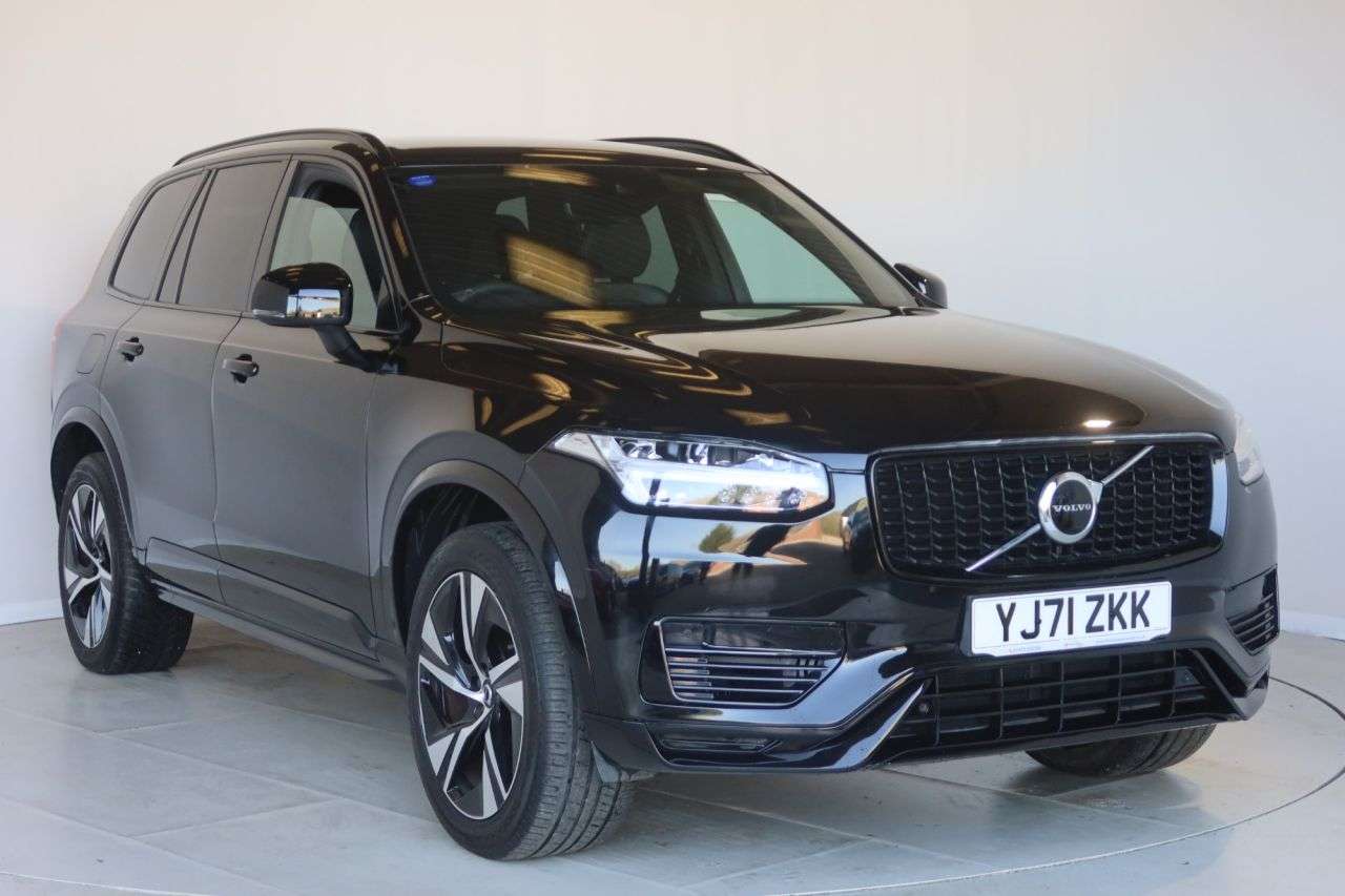 A 2021 VOLVO XC90 2.0h T8 Twin Engine Recharge 11.6kWh R-Design SUV 5dr Petrol Plug-in Hybrid A 2021 VOLVO XC90 2.0h T8 Twin Engine Recharge 11.6kWh R-Design SUV 5dr Petrol Plug-in Hybrid