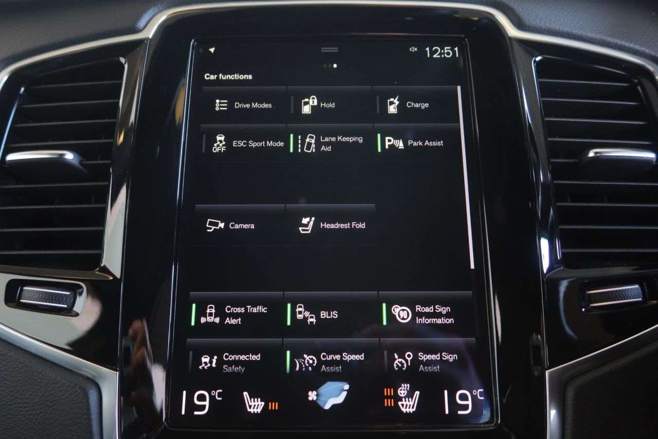 2021 VOLVO XC90 2021 VOLVO XC90