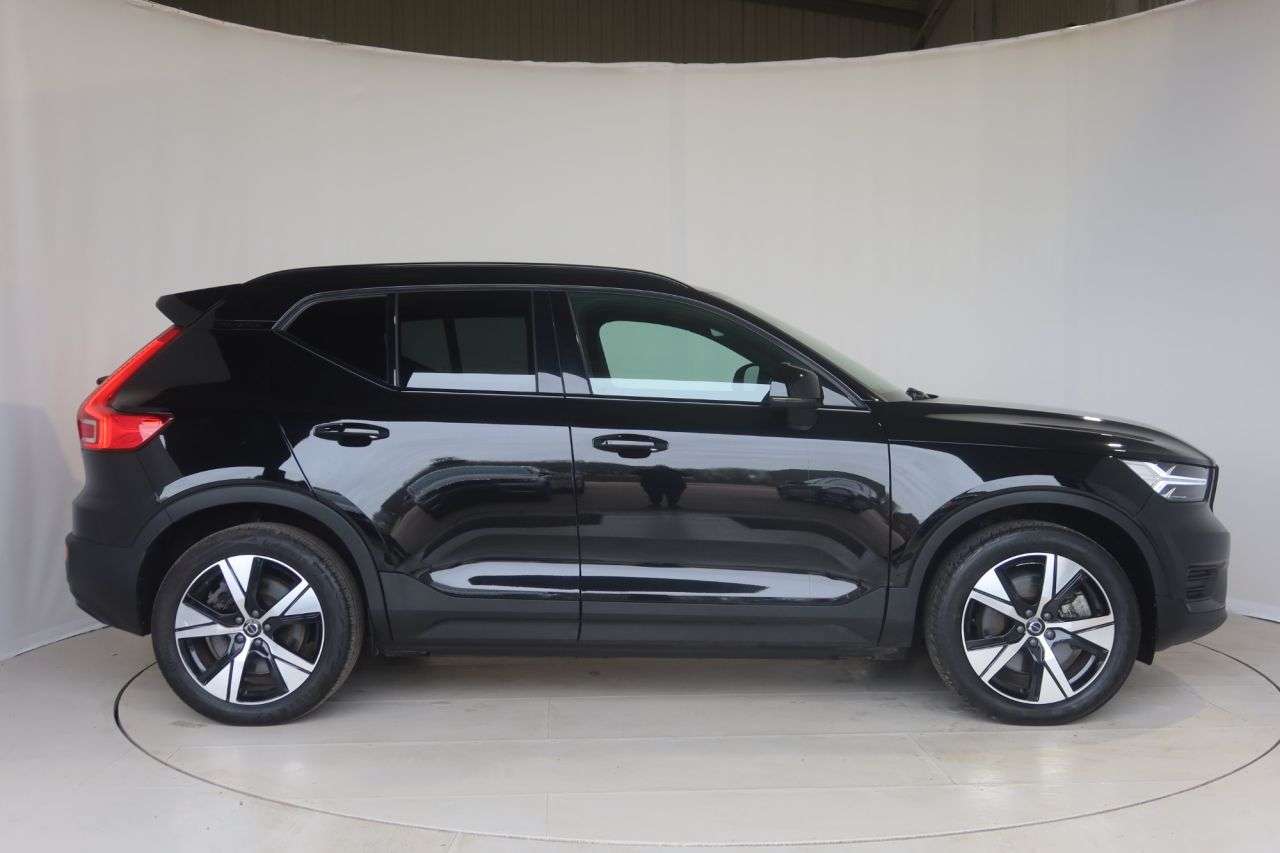 A 2021 VOLVO XC40 Recharge Twin 78kWh SUV 5dr Electric Auto AWD (408 ps) APPLE CAR PLAY A 2021 VOLVO XC40 Recharge Twin 78kWh SUV 5dr Electric Auto AWD (408 ps) APPLE CAR PLAY