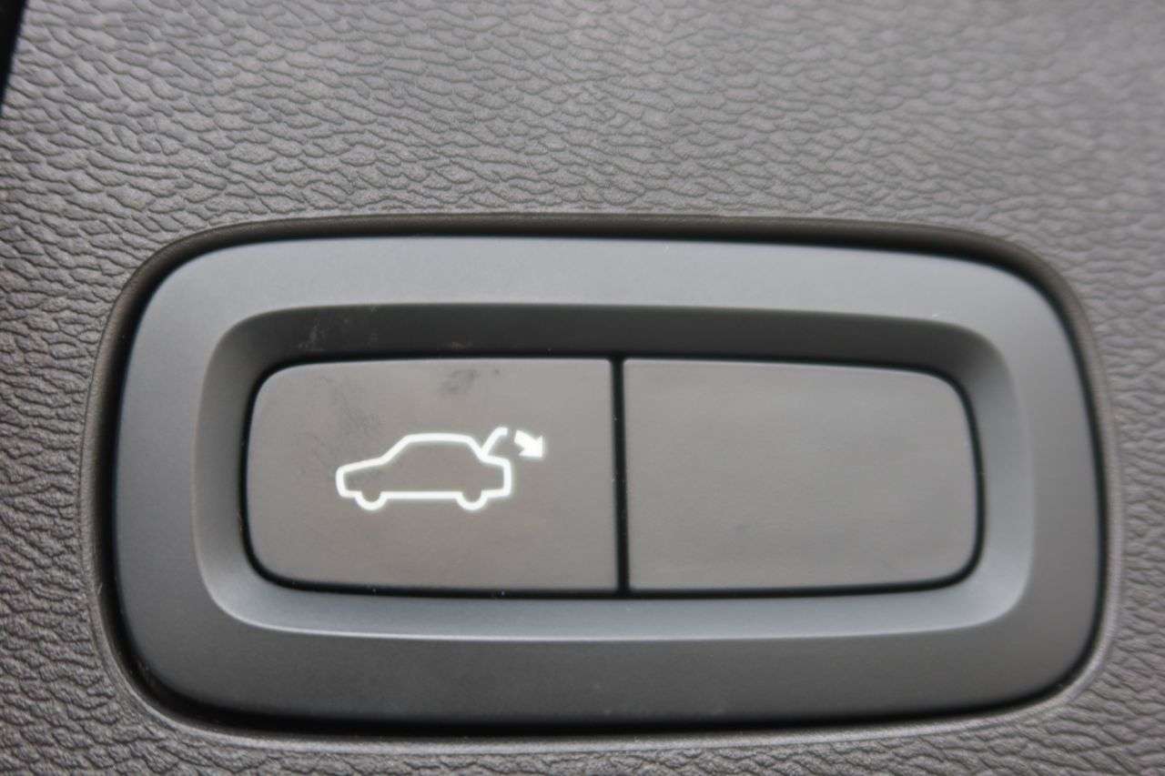 2023 VOLVO XC60 2023 VOLVO XC60