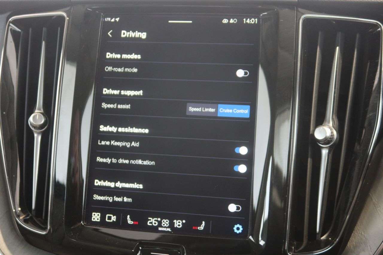 2023 VOLVO XC60 2023 VOLVO XC60