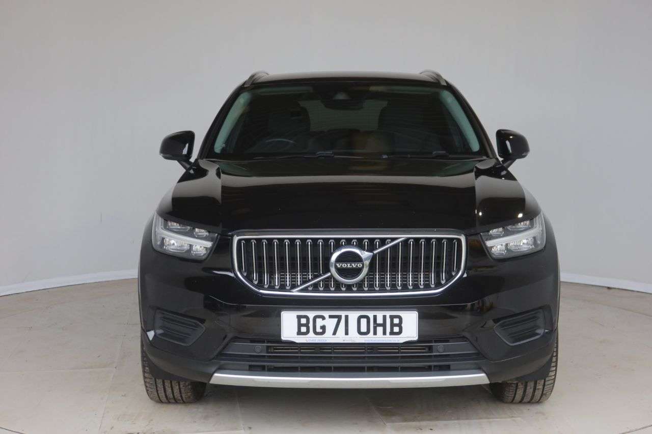 2021 VOLVO XC40 2021 VOLVO XC40
