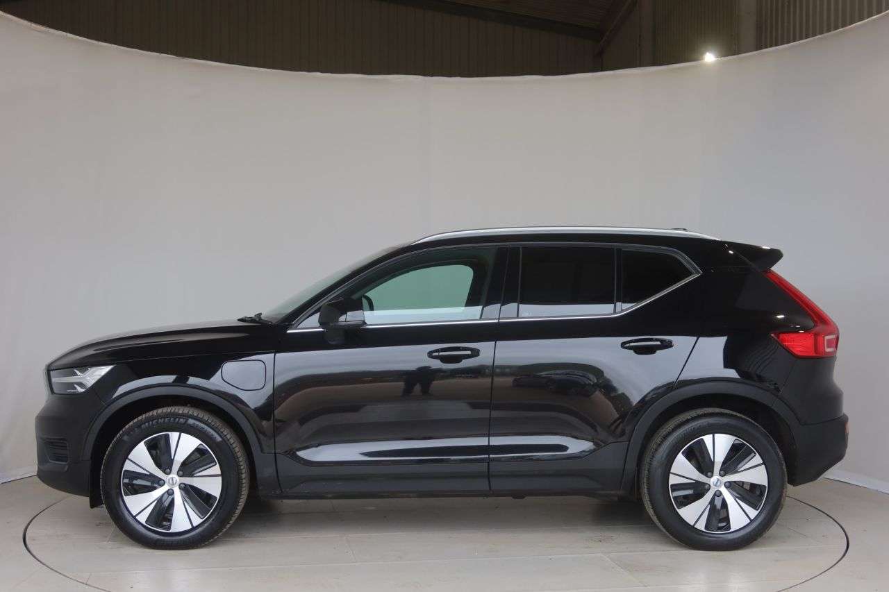2021 VOLVO XC40 2021 VOLVO XC40