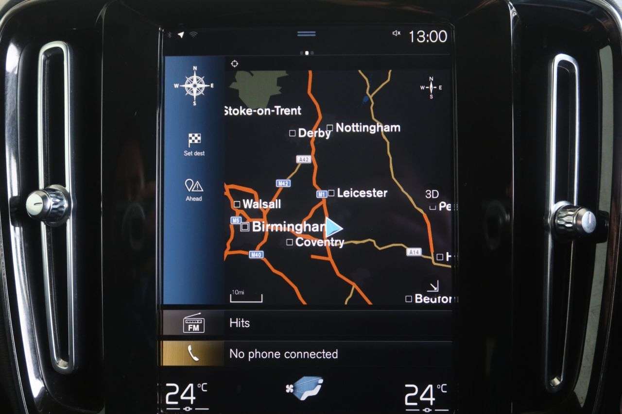 2021 VOLVO XC40 2021 VOLVO XC40