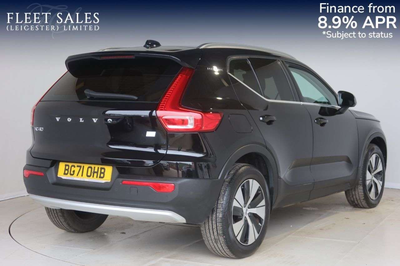 2021 VOLVO XC40 2021 VOLVO XC40