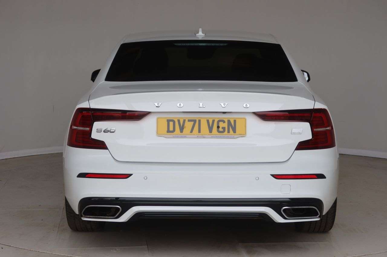 A 2021 VOLVO S60 2.0h T8 Recharge 11.6kWh R-Design Saloon 4dr Petrol Plug-in Hybrid Auto AWD A 2021 VOLVO S60 2.0h T8 Recharge 11.6kWh R-Design Saloon 4dr Petrol Plug-in Hybrid Auto AWD