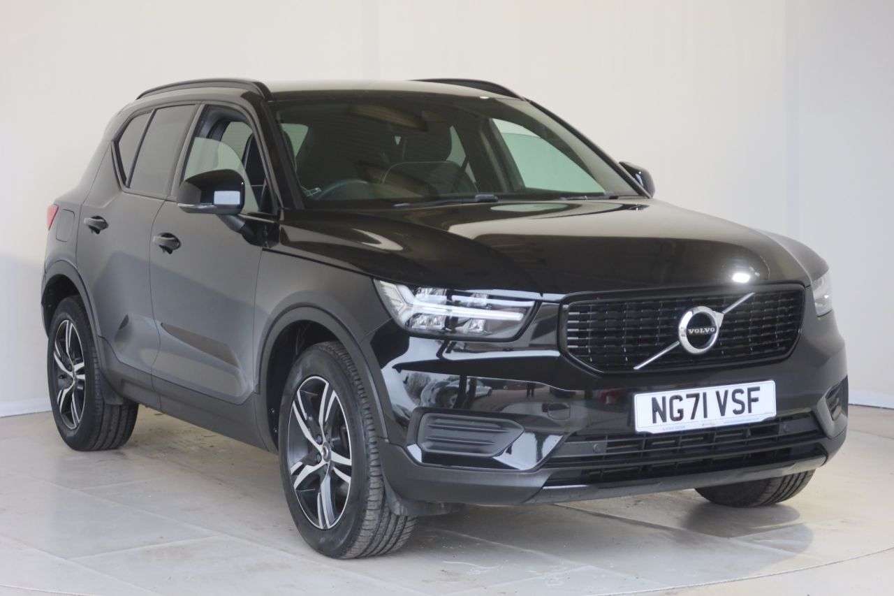 2022 VOLVO XC40 2022 VOLVO XC40