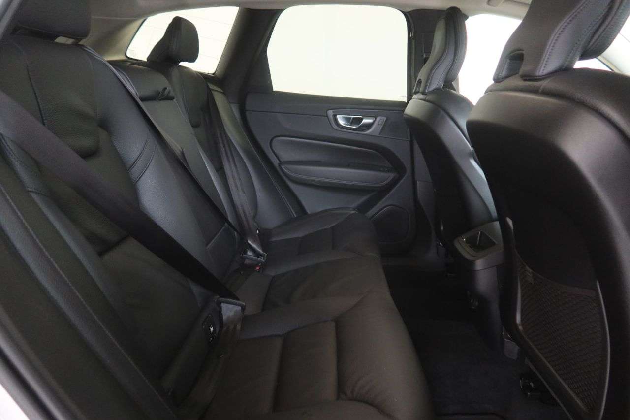 2022 VOLVO XC60 2022 VOLVO XC60