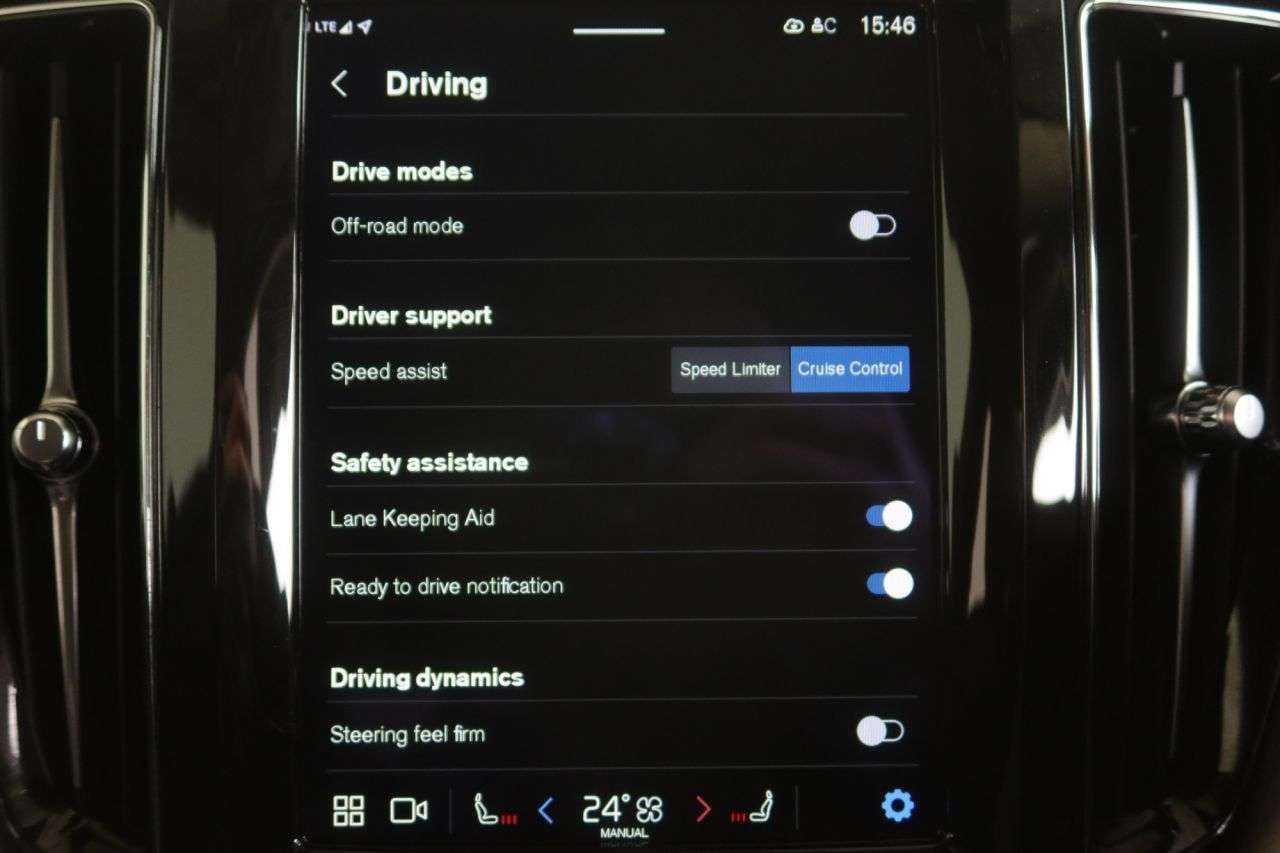 2022 VOLVO XC60 2022 VOLVO XC60