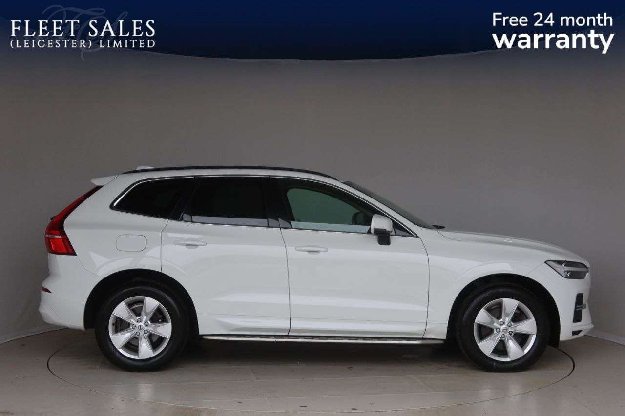 A 2022 VOLVO XC60 2.0 B4 MHEV Momentum SUV 5dr Diesel Hybrid Auto AWD Euro 6 (s/s) (197 ps) A A 2022 VOLVO XC60 2.0 B4 MHEV Momentum SUV 5dr Diesel Hybrid Auto AWD Euro 6 (s/s) (197 ps) A