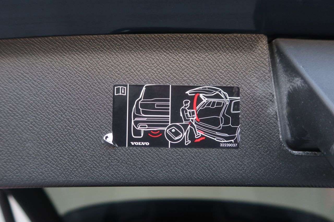 2022 VOLVO XC90 2022 VOLVO XC90