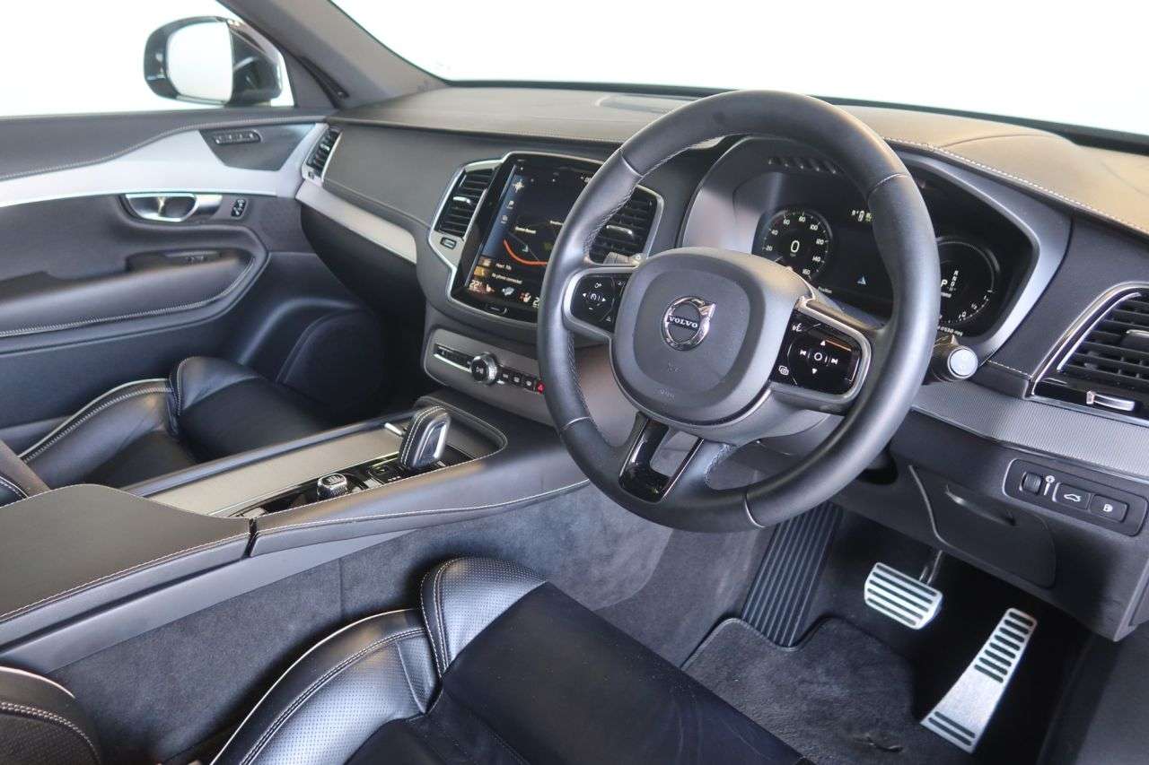 2022 VOLVO XC90 2022 VOLVO XC90