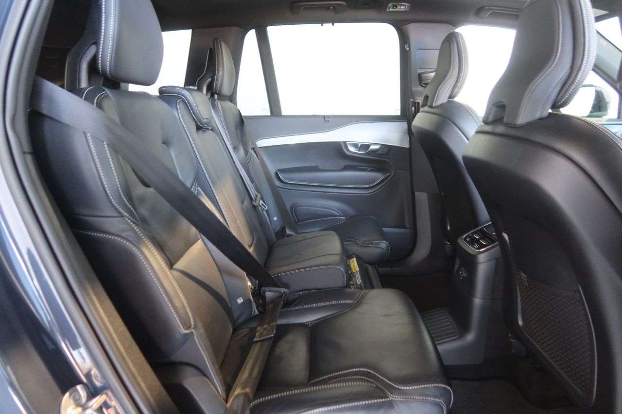 2022 VOLVO XC90 2022 VOLVO XC90