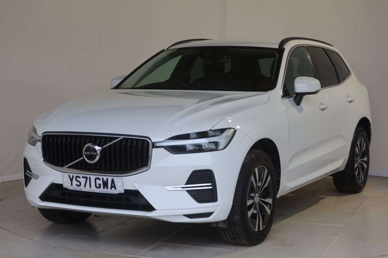 A 2021 VOLVO XC60 2.0 B4 MHEV Momentum SUV 5dr Diesel Hybrid Auto AWD Euro 6 (s/s) (197 ps) R A 2021 VOLVO XC60 2.0 B4 MHEV Momentum SUV 5dr Diesel Hybrid Auto AWD Euro 6 (s/s) (197 ps) R