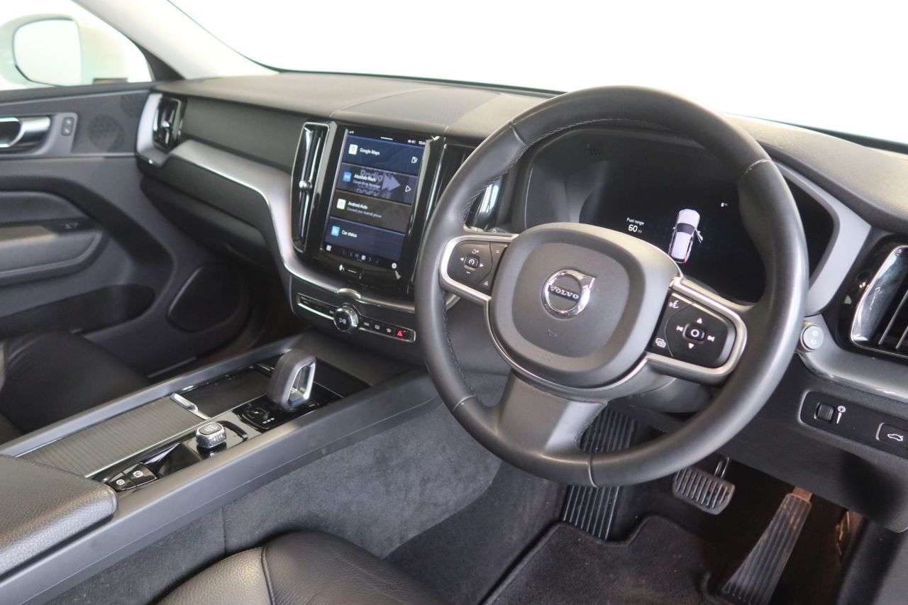 2021 VOLVO XC60 2021 VOLVO XC60