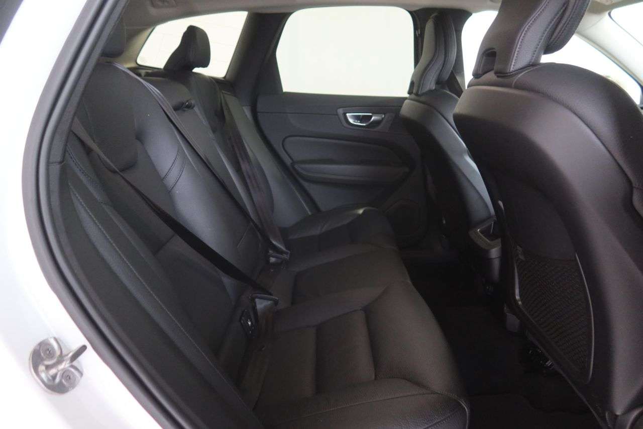 2021 VOLVO XC60 2021 VOLVO XC60