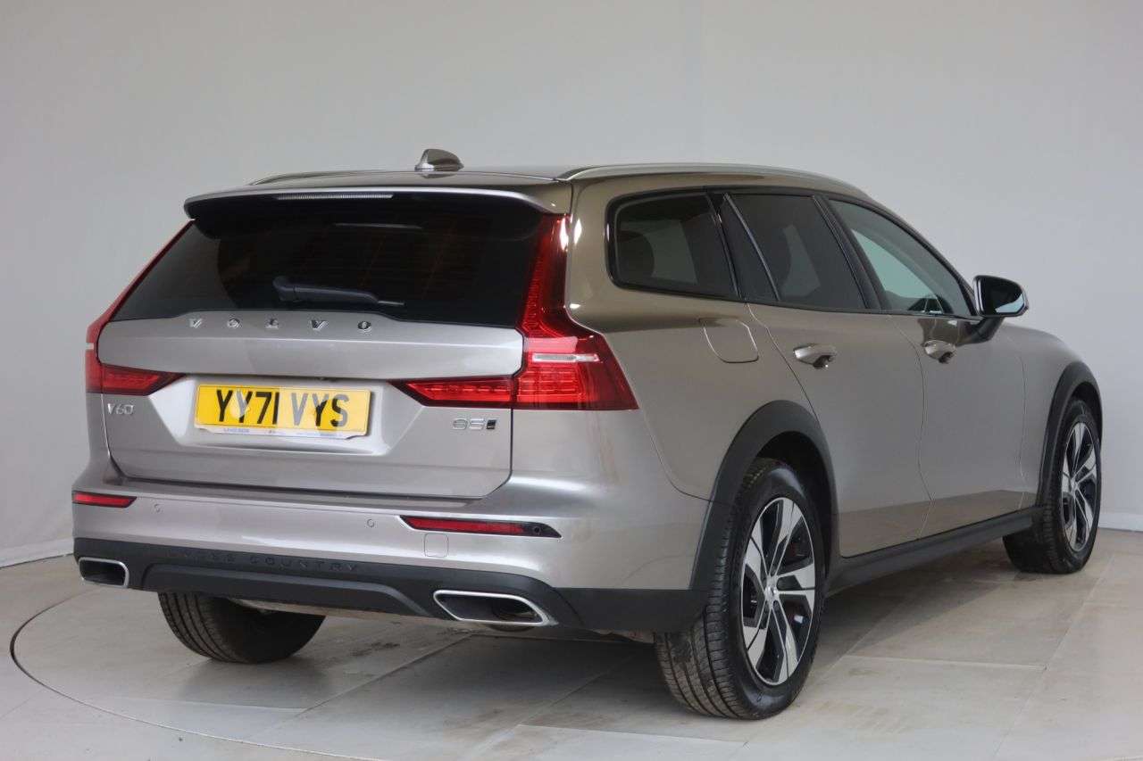 2021 VOLVO V60 CROSS COUNTRY 2021 VOLVO V60 CROSS COUNTRY