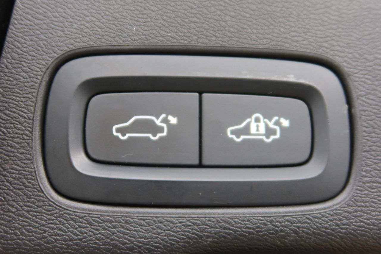 2023 VOLVO XC60 2023 VOLVO XC60