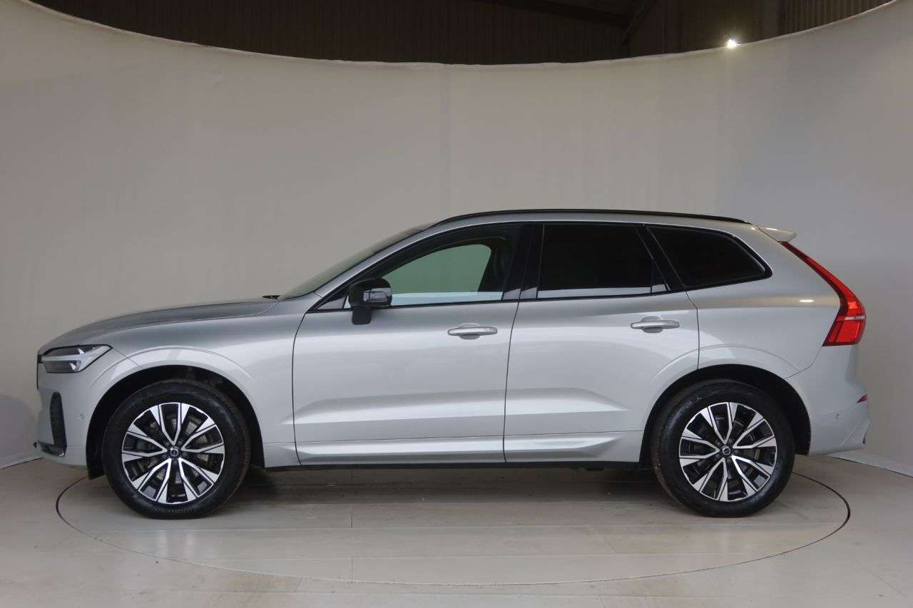 2023 VOLVO XC60 2023 VOLVO XC60