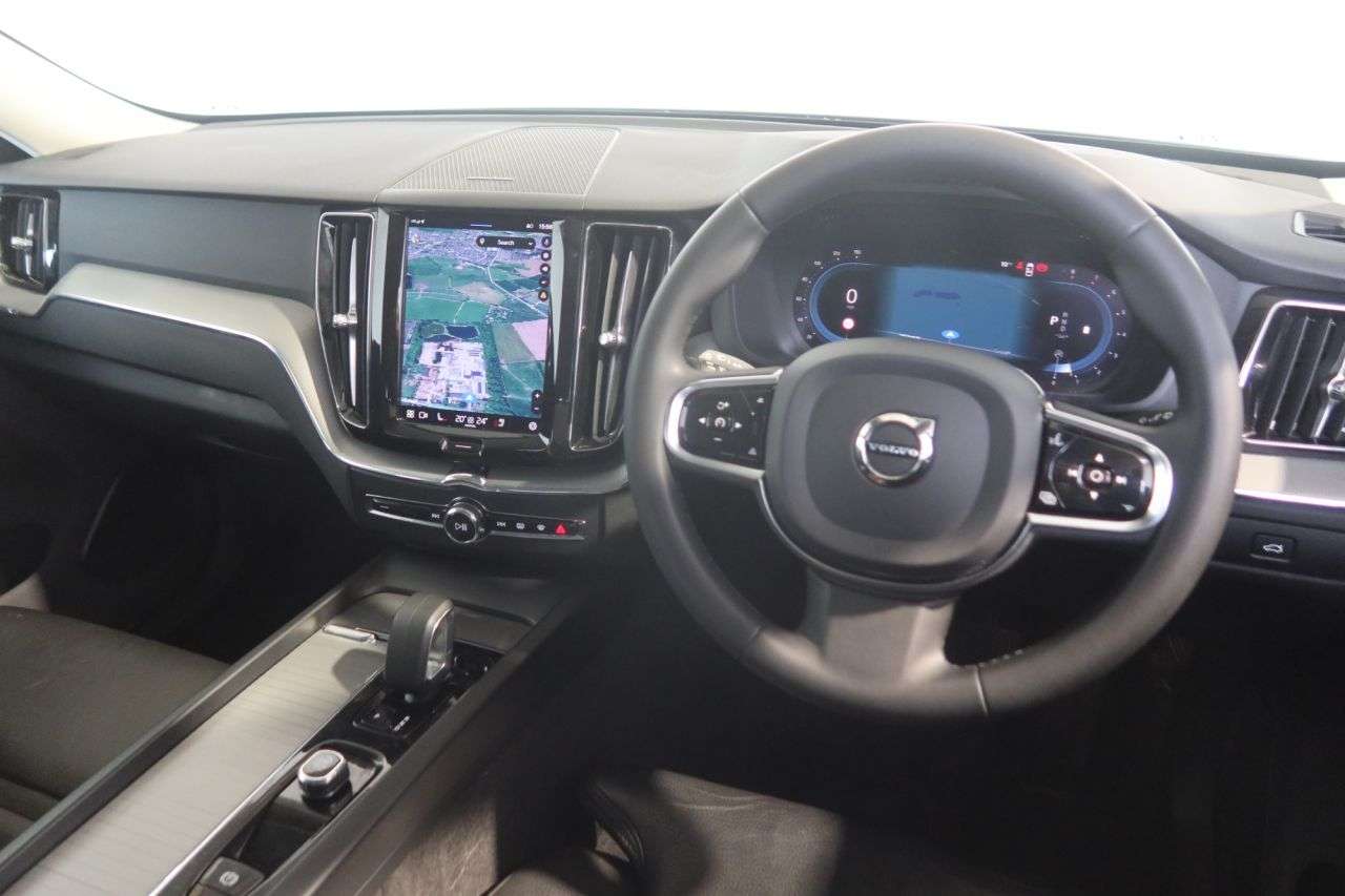 2023 VOLVO XC60 2023 VOLVO XC60