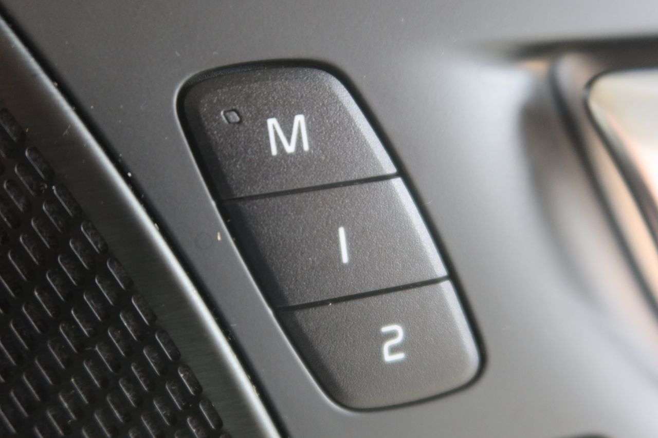 2023 VOLVO XC60 2023 VOLVO XC60