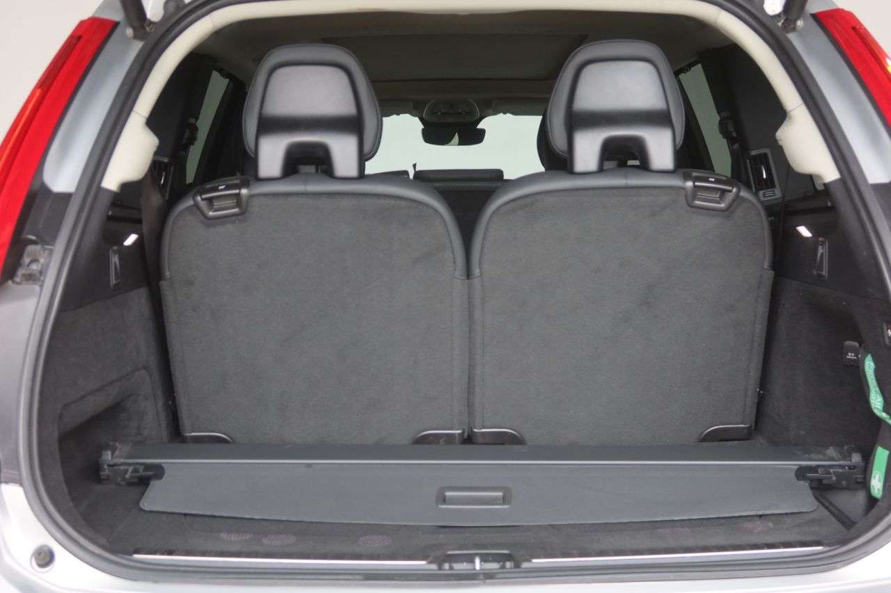 2023 VOLVO XC90 2023 VOLVO XC90