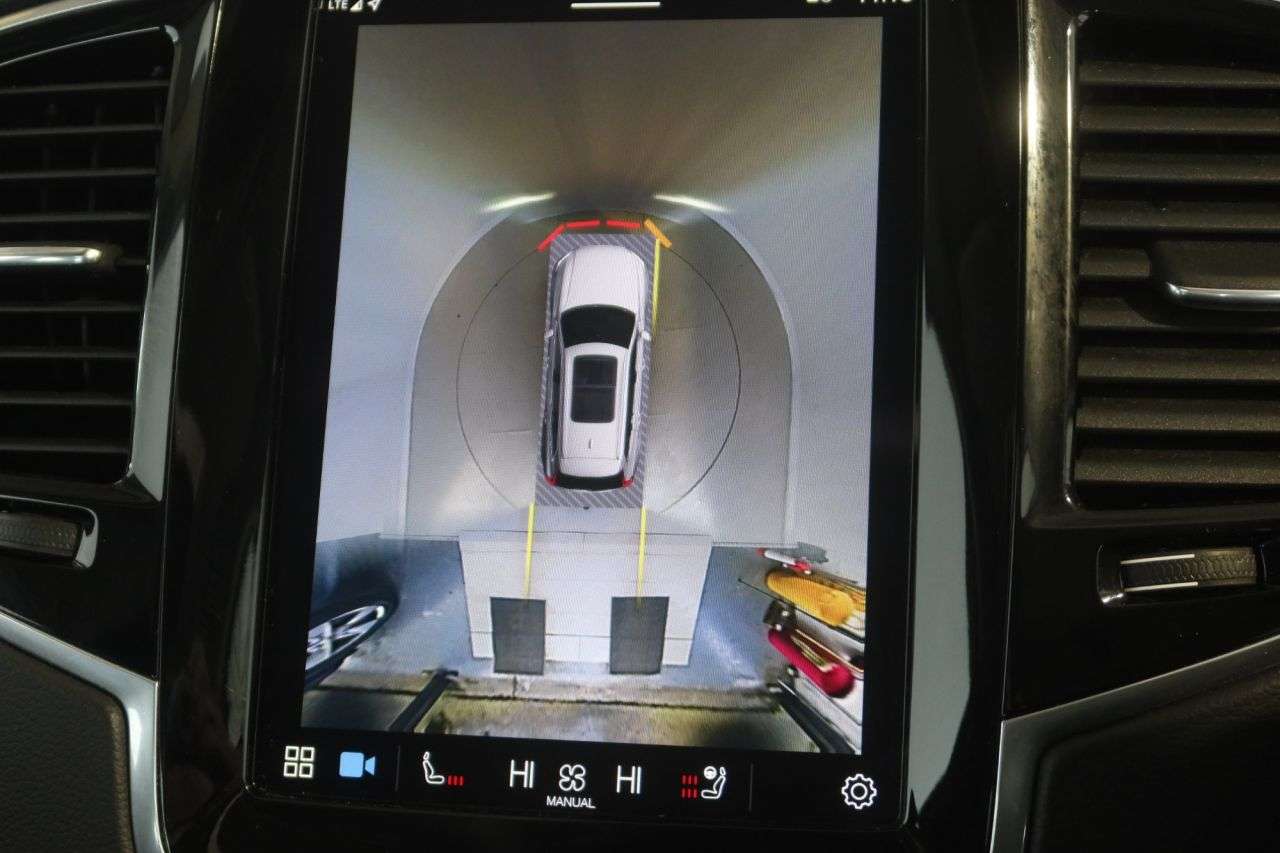 2023 VOLVO XC90 2023 VOLVO XC90