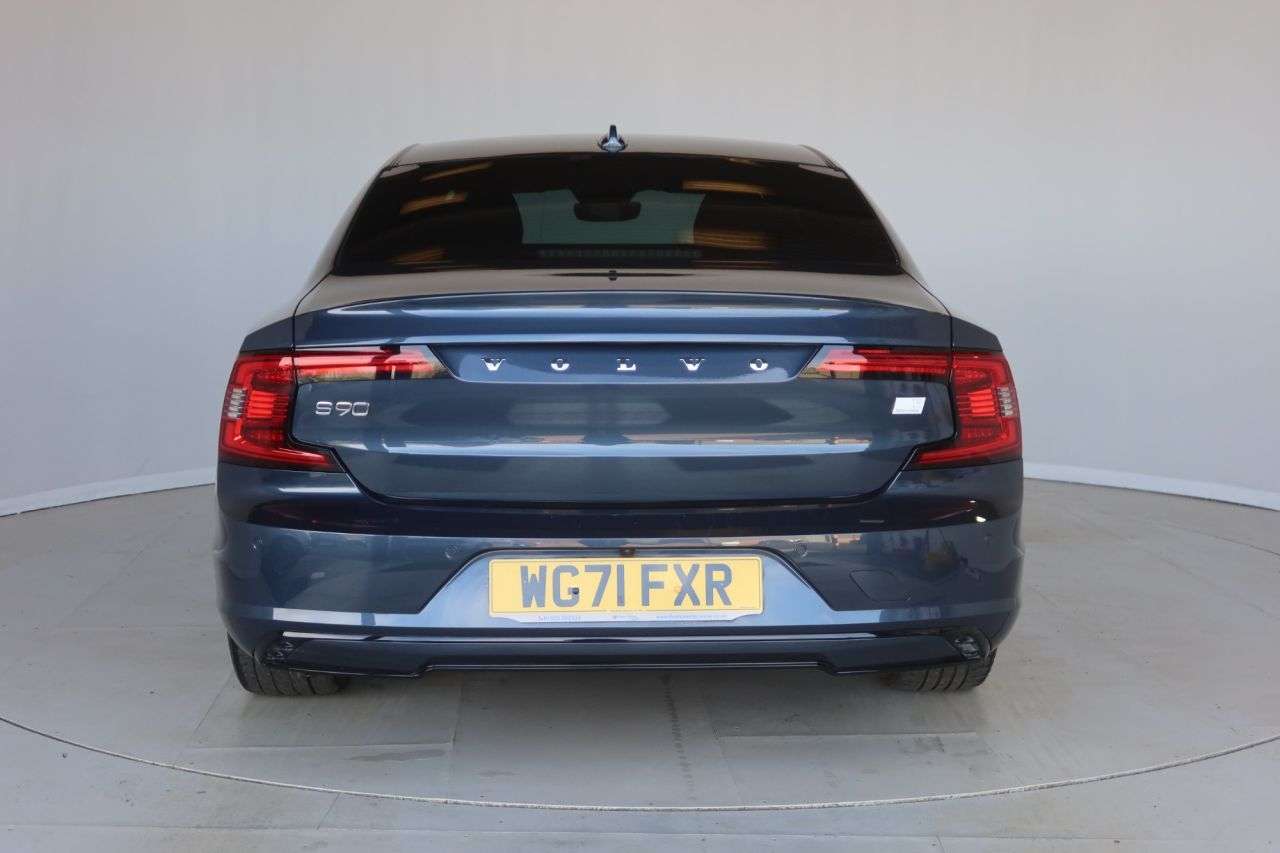 2021 VOLVO S90 2021 VOLVO S90