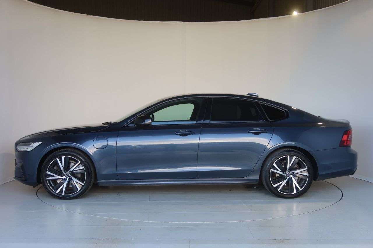 2021 VOLVO S90 2021 VOLVO S90